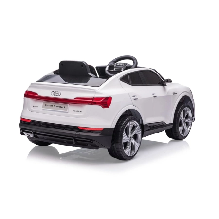 Milly Mally Pojazd na akumulator Audi E-Tron Sportback White